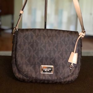Michael Kors Hamilton Messenger Large Bag